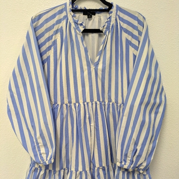 J. Crew Striped Blue/White Tiered Popover Cotton Dress sz M Preppy Minimalist - Picture 5 of 12